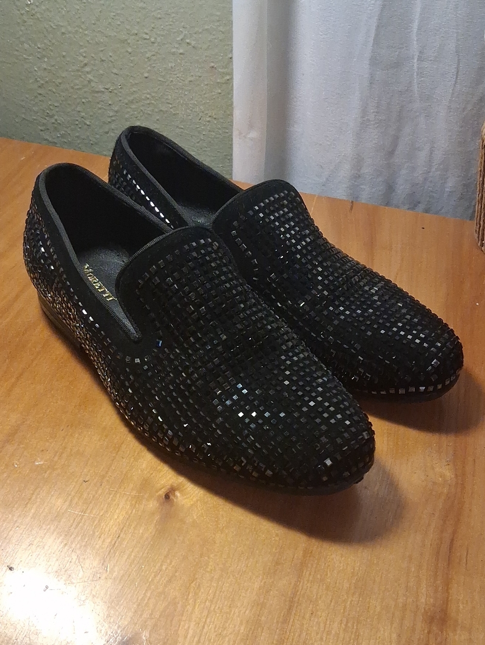 Moretti Men's Black Embellished Slip-On Loafers Size 8